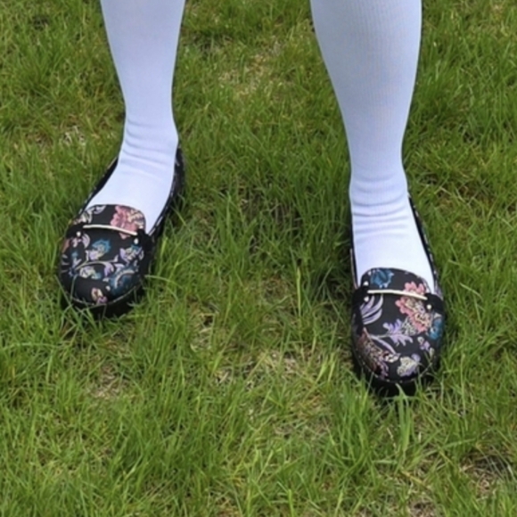 🥿 Call it Spring Floral Platform Loafers - Picture 8 of 11